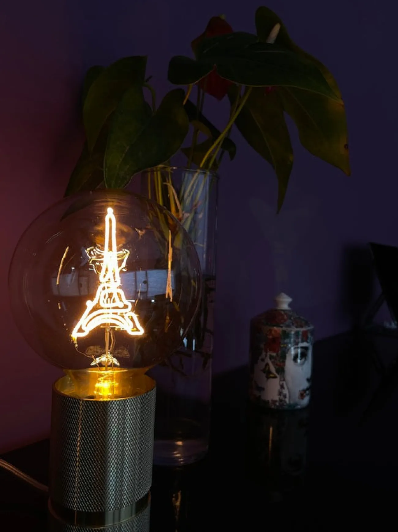 ELEMENTS LIGHTING Ampoules Message & Socles | Lampes Nomades (Rechargeables)^Ampoule Tour Eiffel - Ampoule à poser