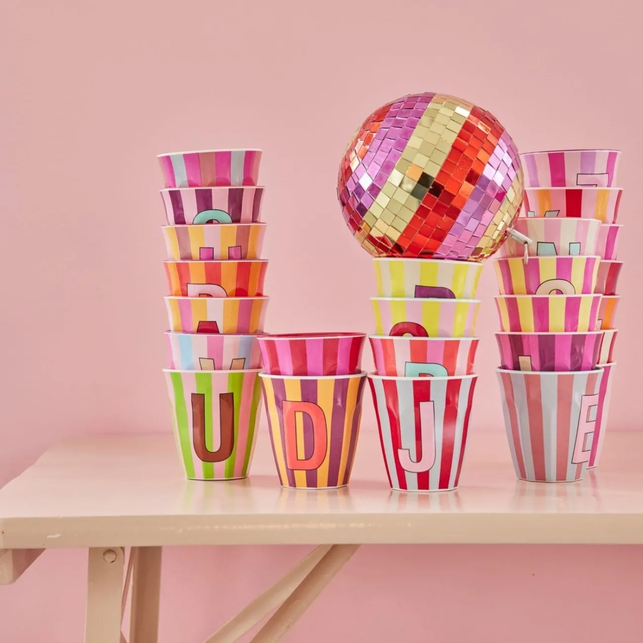 Enfant RICE Vaisselle Enfants | Verres^Gobelet Lettre mélamine Rayures tons roses - toutes les lettres