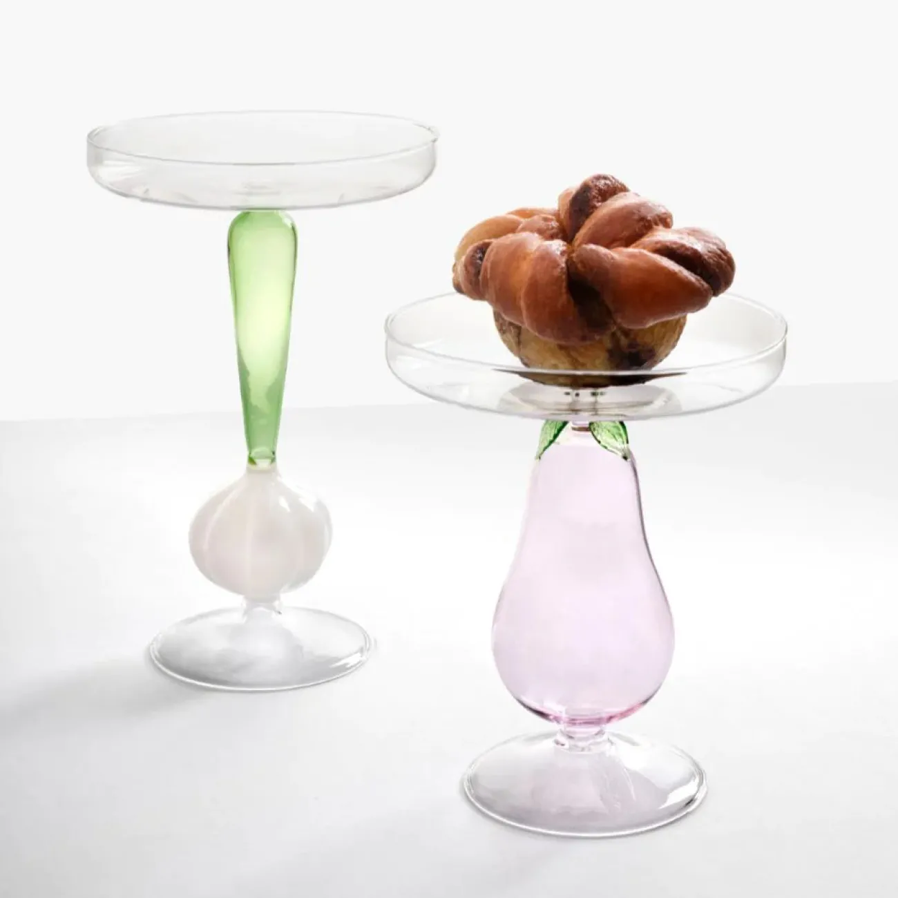 CORRADO CORRADI Plats Et Assiettes^Ichendorf Plat sur pied - oignon H.24 cm