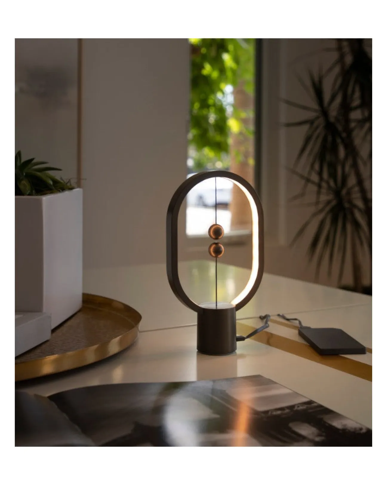 KUBBICK Lampes Nomades (Rechargeables)^Lampe magnétique Heng Balance - Gris foncé