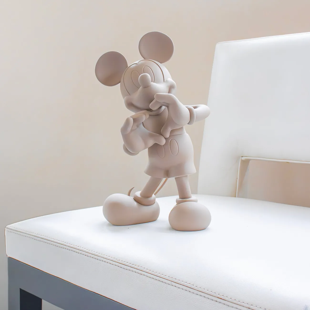 Enfant LEBLON DELIENNE Déco & Luminaires Enfants | Petits Objets Décoratifs^Mickey with Love par Kelly Hoppen taupe h.30 cm